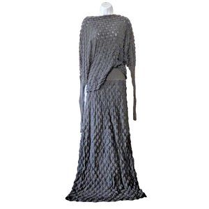 VINTAGE by NORA ATTALAI BLACK MAXI FULLY LINED SKIRT/SWEATER KNITED SET. FRANCE